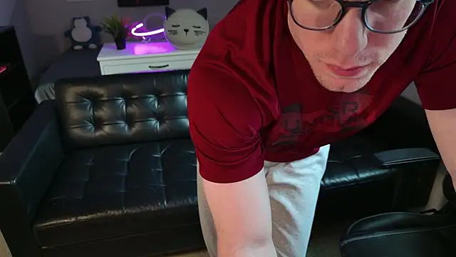 BlueEyedTallGuy94 online show from January 16, 12:03 am