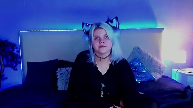 JoannLowe online show from March 13, 12:16 am