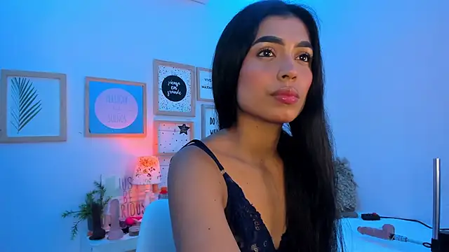 Snapshot of TianaReedd chatting on January 29, 12:56 pm TianaReedd online show from January 29, 12:56 pm
