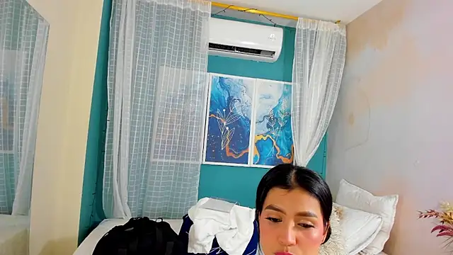 Snapshot of TianaReedd chatting on September 10, 7:03 pm TianaReedd online show from September 10, 7:03 pm
