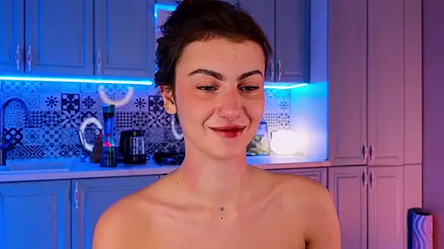 Snapshot of tomorrows_day chatting on October 23, 9:35 pm tomorrows day online show from October 23, 9:35 pm