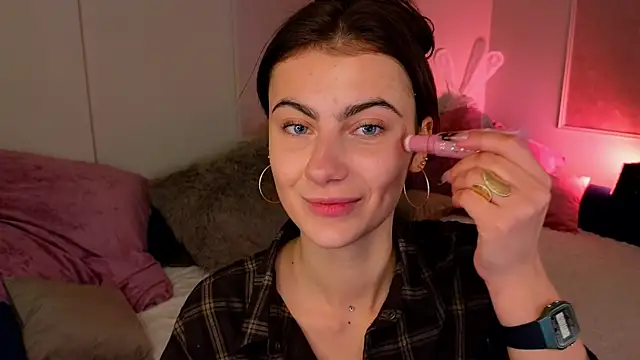 Snapshot of tomorrows_day chatting on October 27, 9:30 pm tomorrows day online show from October 27, 9:30 pm