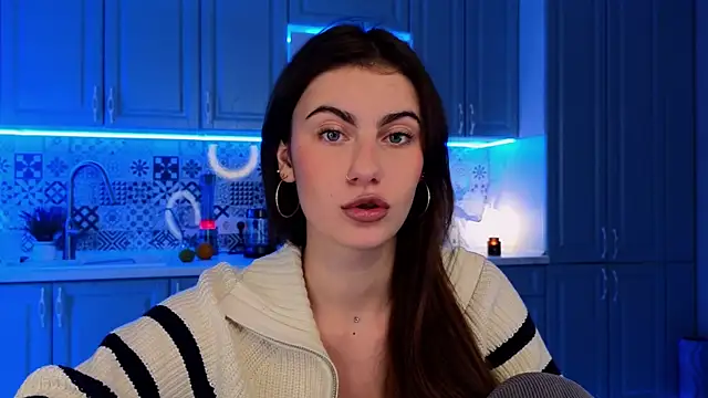 Snapshot of tomorrows_day chatting on November 8, 9:13 pm tomorrows day online show from November 8, 9:13 pm