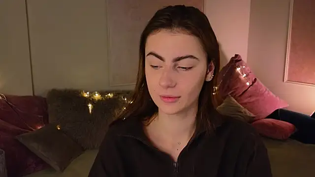 Snapshot of tomorrows_day chatting on November 26, 9:27 pm tomorrows day online show from November 26, 9:27 pm