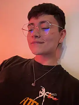 Ashley Chriss online show from December 29, 7:17 am