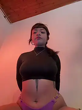 Ashley Chriss online show from January 11, 6:24 am