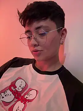 Ashley Chriss online show from January 26, 10:23 am