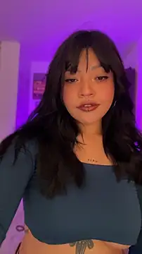 Snapshot of Ashley_Chriss chatting on May 17, 6:44 am Ashley Chriss online show from May 17, 6:44 am