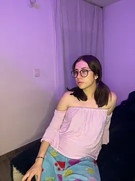 Catyloves online show from January 24, 3:00 am