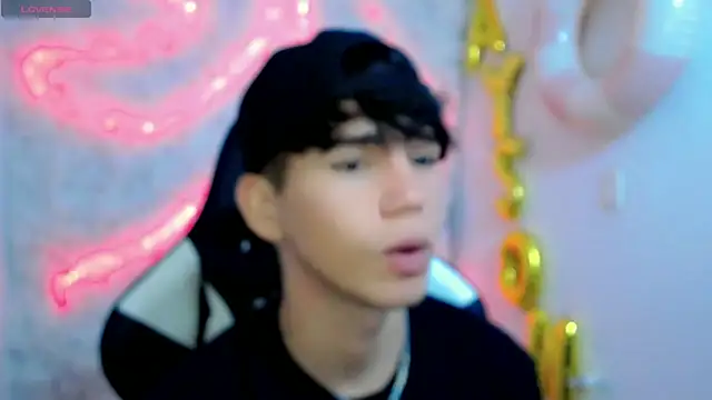 Tayson Rivers online show from October 1, 11:22 pm