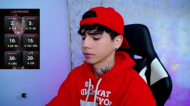 Tayson Rivers online show from December 15, 11:47 am