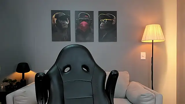 ApoloMakris online show from November 20, 5:12 pm