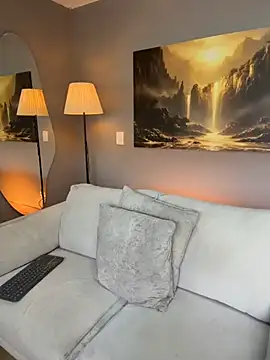 ApoloMakris online show from July 31, 7:46 pm