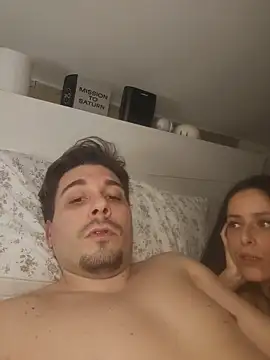 Snapshot of dansarah chatting on February 3, 11:21 pm dansarah online show from February 3, 11:21 pm