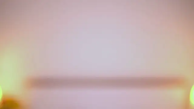 Snapshot of AdelineKing chatting on April 12, 1:32 am AdelineKing online show from April 12, 1:32 am