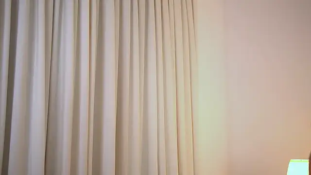 Snapshot of AdelineKing chatting on July 14, 1:52 am AdelineKing online show from July 14, 1:52 am