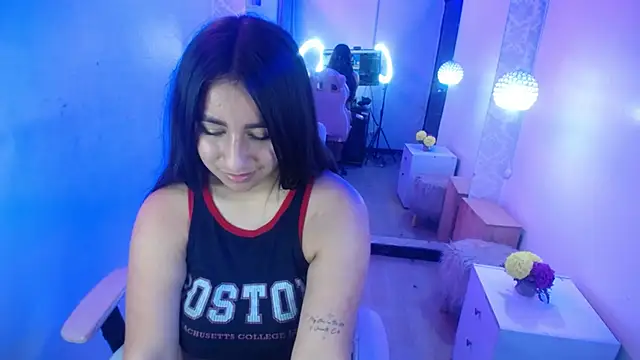 Snapshot of ailyn_miranda chatting on February 8, 9:35 am ailyn miranda online show from February 8, 9:35 am