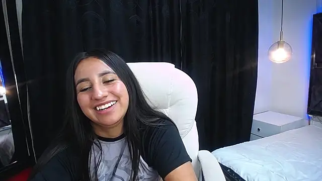 Snapshot of ailyn_miranda chatting on March 19, 11:39 am ailyn miranda online show from March 19, 11:39 am