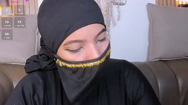 Snapshot of malak_nanyy chatting on July 7, 4:37 am malak nanyy online show from July 7, 4:37 am