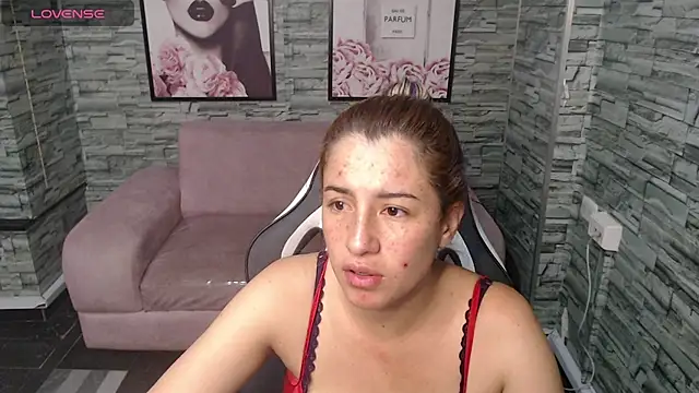 Valerie b online show from December 23, 12:41 pm