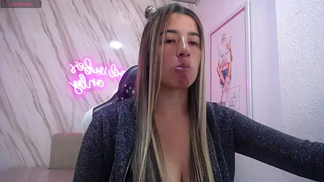 Valerie b online show from February 18, 6:15 am