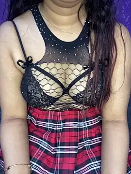 Snapshot of chelsiee1 chatting on December 15, 6:12 pm chelsiee1 online show from December 15, 6:12 pm