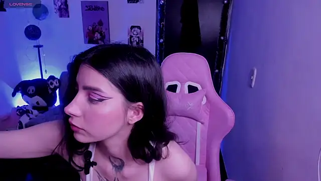 cami mila9 online show from January 6, 11:51 pm