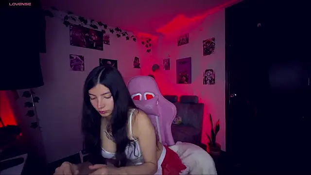 cami mila9 online show from May 26, 6:42 am