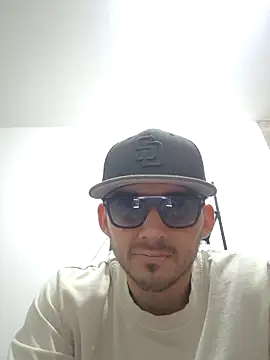 kevinsito1 online show from May 27, 10:40 pm