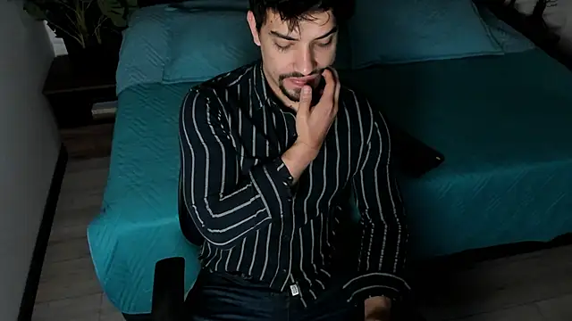 Snapshot of Ian_Daviz chatting on October 23, 12:15 pm Ian Daviz online show from October 23, 12:15 pm