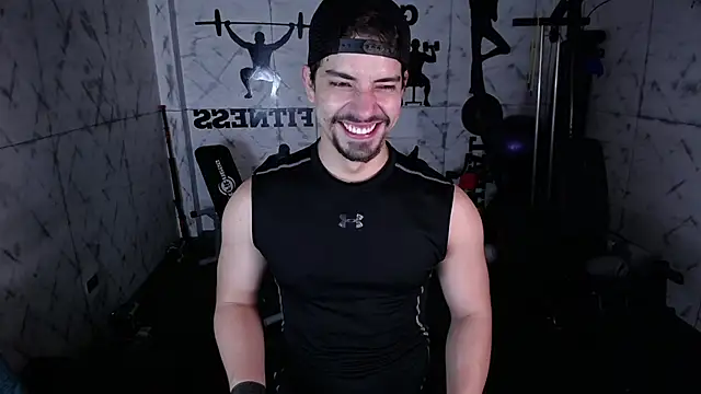 Snapshot of Ian_Daviz chatting on October 25, 7:30 pm Ian Daviz online show from October 25, 7:30 pm