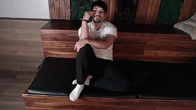 Snapshot of Ian_Daviz chatting on October 31, 12:28 pm Ian Daviz online show from October 31, 12:28 pm