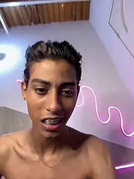 Mauuu18 online show from February 16, 3:37 am