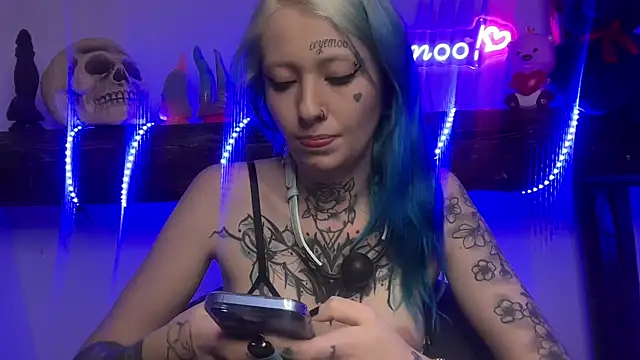 coyemoo online show from March 19, 12:56 pm