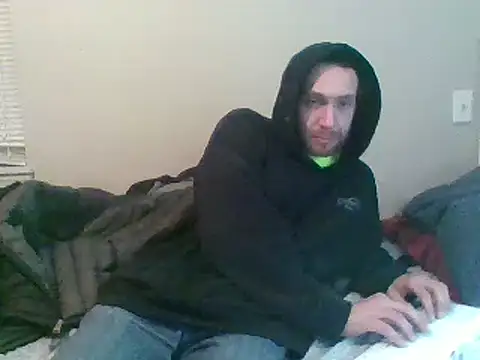 Snapshot of SmokingSloth chatting on February 18, 1:43 am SmokingSloth online show from February 18, 1:43 am