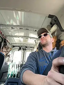 Snapshot of SmokingSloth chatting on March 7, 3:18 pm SmokingSloth online show from March 7, 3:18 pm