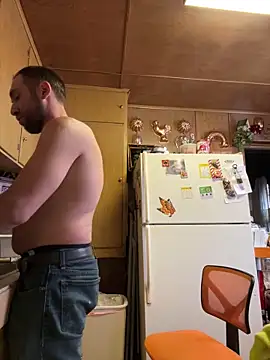 Snapshot of SmokingSloth chatting on March 13, 10:43 pm SmokingSloth online show from March 13, 10:43 pm