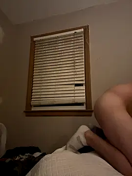 Snapshot of SmokingSloth chatting on September 14, 8:35 am SmokingSloth online show from September 14, 8:35 am