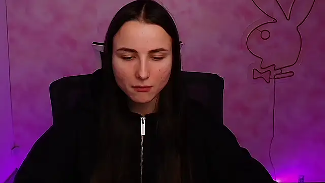 Snapshot of Eva_Janee chatting on December 13, 7:04 am Eva Janee online show from December 13, 7:04 am