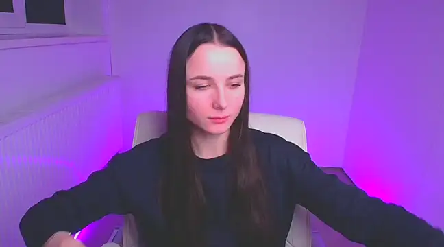 Snapshot of Eva_Janee chatting on February 4, 6:46 am Eva Janee online show from February 4, 6:46 am