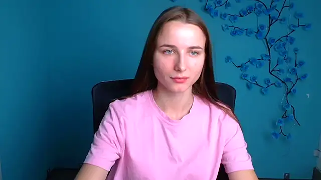 Snapshot of Eva_Janee chatting on June 19, 5:45 am Eva Janee online show from June 19, 5:45 am