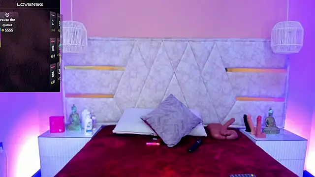 melany saenz online show from September 11, 2:11 am