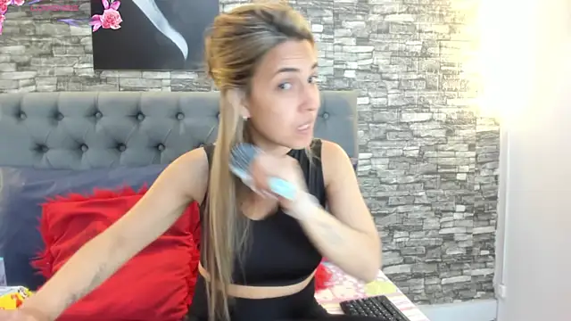 EvaaLovia1 online show from July 29, 1:31 pm