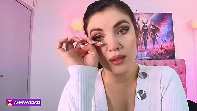Snapshot of Amara_vega chatting on January 23, 11:37 am Amara vega online show from January 23, 11:37 am