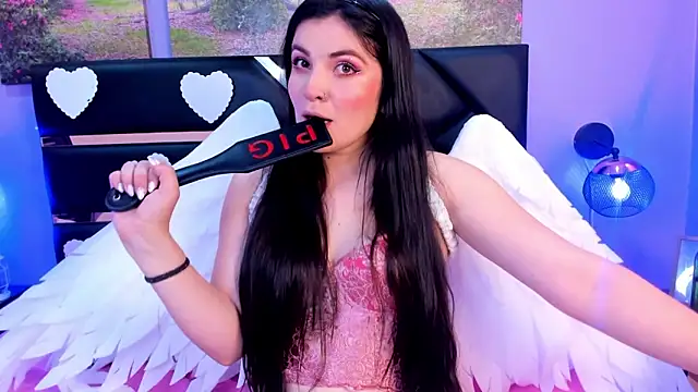 Snapshot of Amara_vega chatting on February 15, 9:27 am Amara vega online show from February 15, 9:27 am