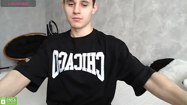 Snapshot of Fire_Ice77 chatting on January 5, 5:51 am Fire Ice77 online show from January 5, 5:51 am