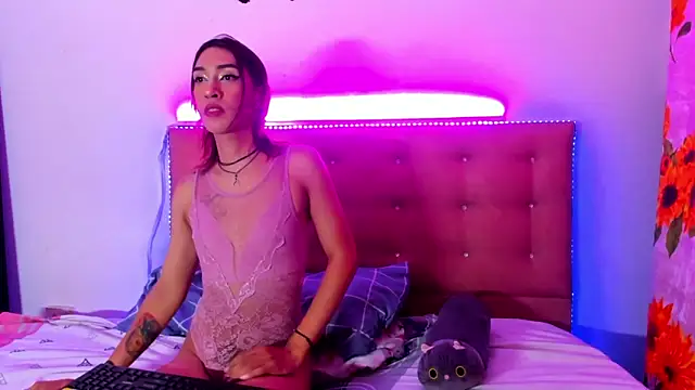 Snapshot of khandyzBlum chatting on January 30, 4:37 am khandyzBlum online show from January 30, 4:37 am