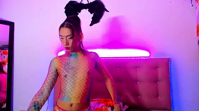 Snapshot of khandyzBlum chatting on February 7, 7:38 pm khandyzBlum online show from February 7, 7:38 pm