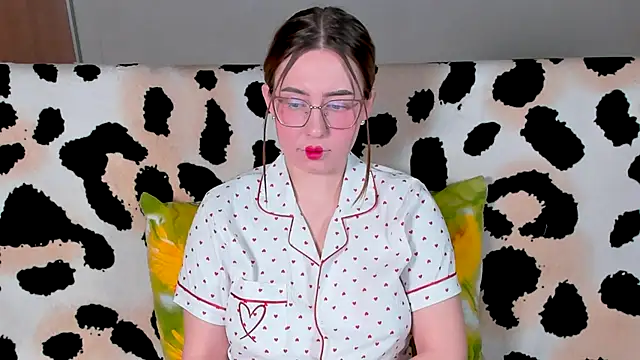 VeronikaKissuchi online show from February 14, 8:21 am