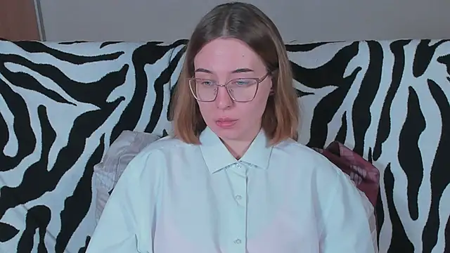 VeronikaKissuchi online show from March 5, 6:01 pm